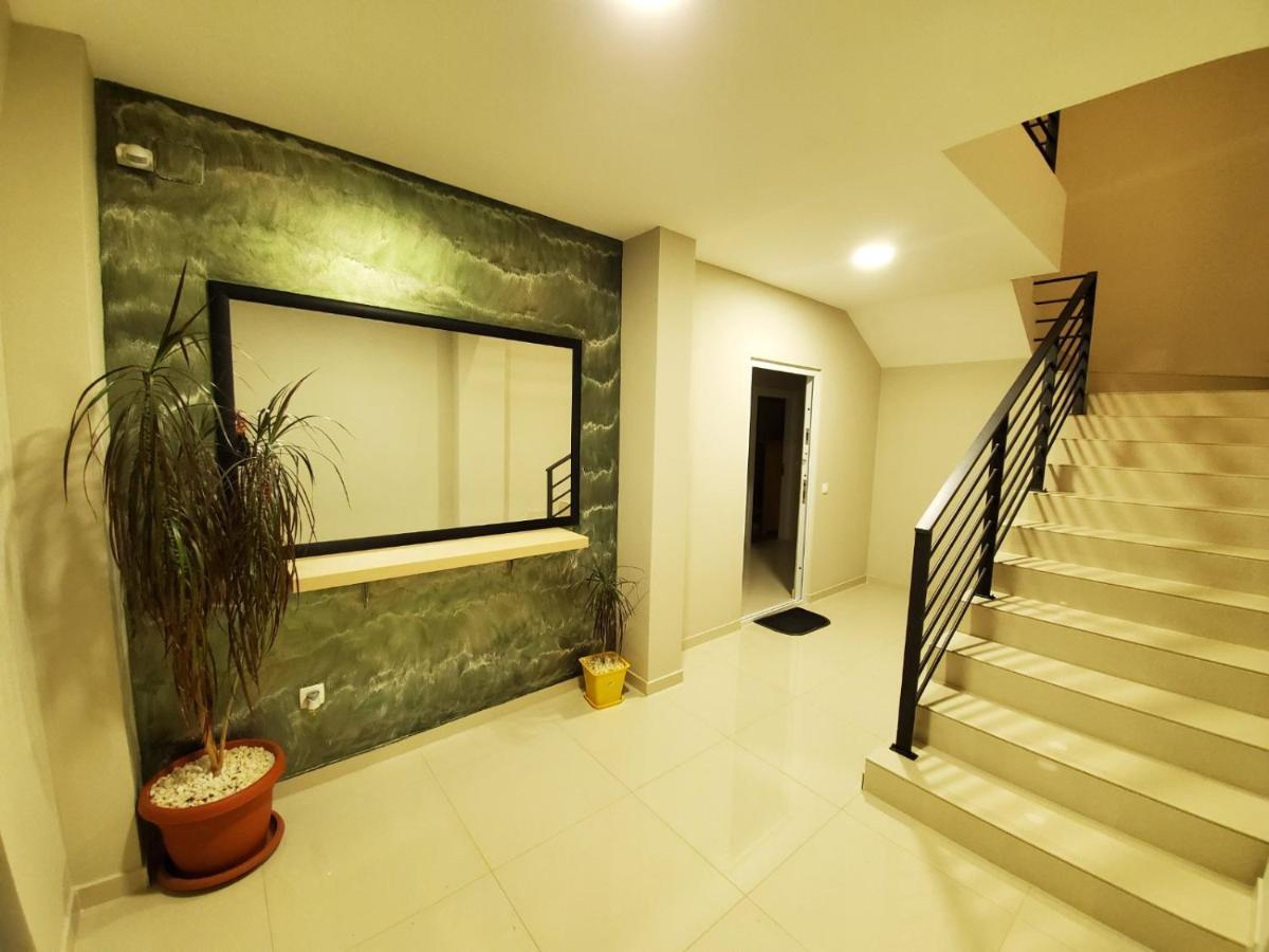 Aparthotel Vila Manuela à Gevgelija Extérieur photo
