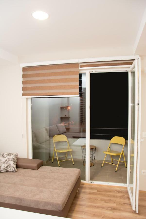 Aparthotel Vila Manuela à Gevgelija Extérieur photo