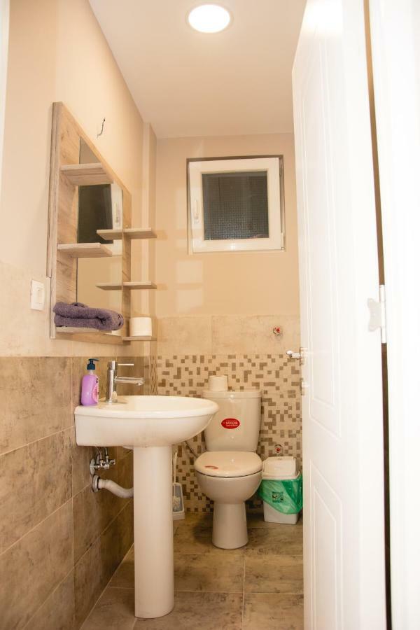 Aparthotel Vila Manuela à Gevgelija Extérieur photo