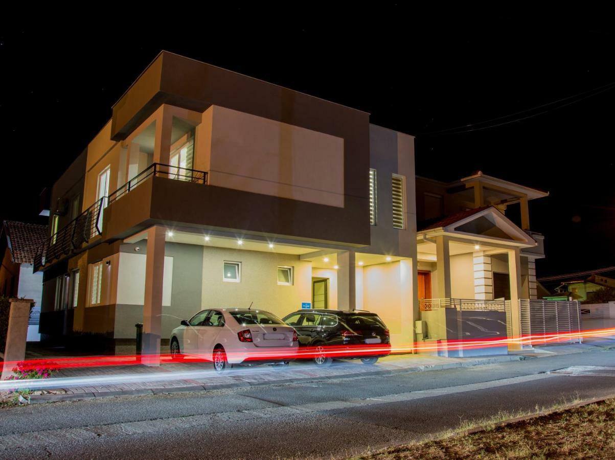 Aparthotel Vila Manuela à Gevgelija Extérieur photo